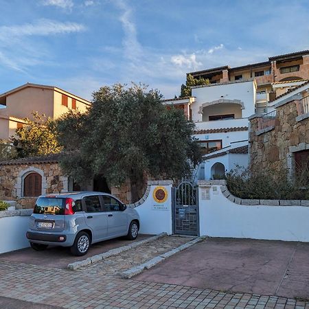 Aparthotel Residenze Il Girasole Golfo Aranci Esterno foto