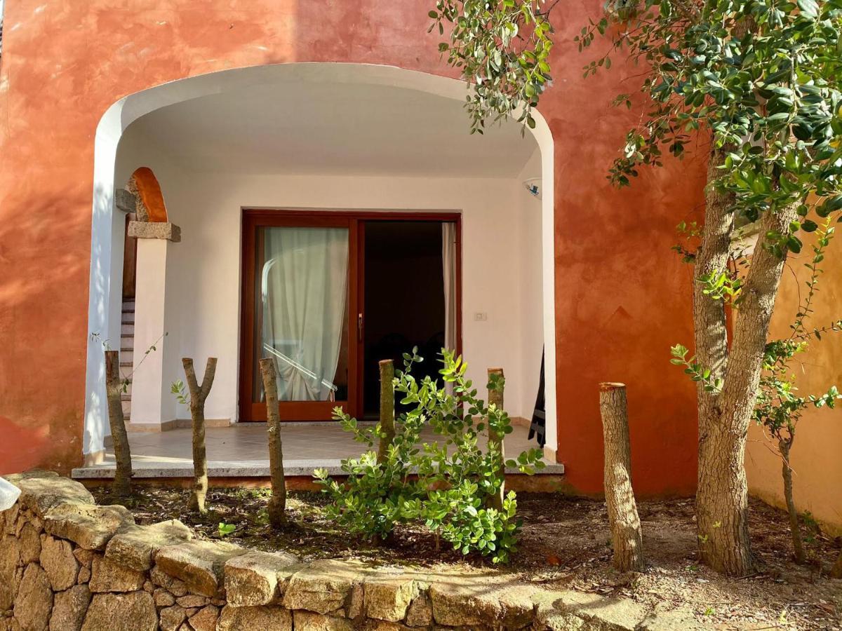 Aparthotel Residenze Il Girasole Golfo Aranci Esterno foto