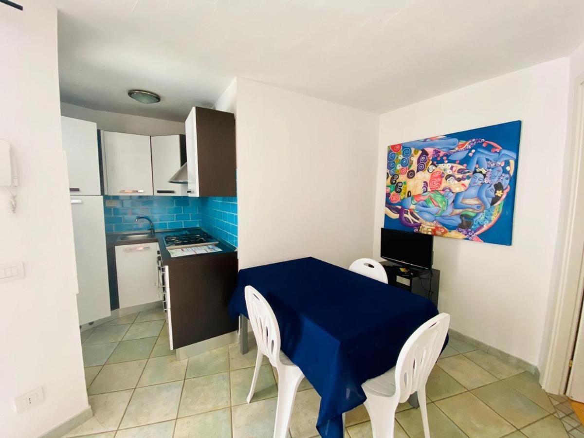 Aparthotel Residenze Il Girasole Golfo Aranci Esterno foto