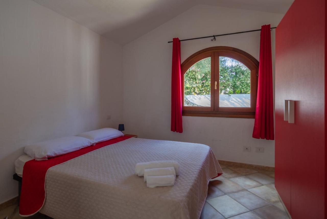 Aparthotel Residenze Il Girasole Golfo Aranci Esterno foto