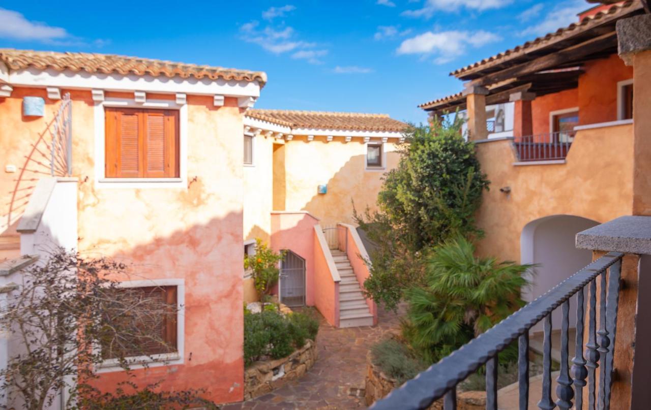 Aparthotel Residenze Il Girasole Golfo Aranci Esterno foto