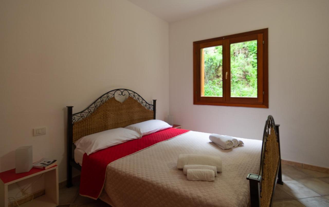 Aparthotel Residenze Il Girasole Golfo Aranci Esterno foto
