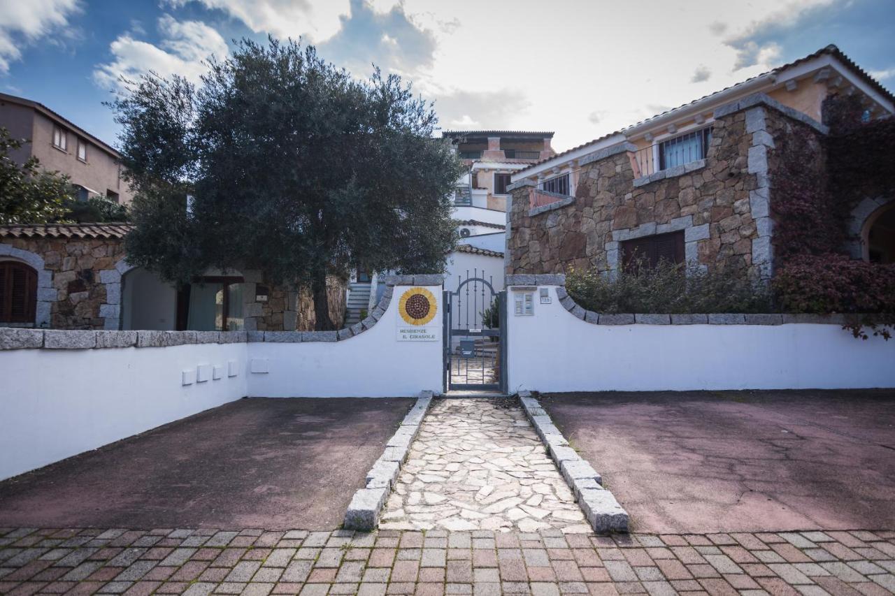 Aparthotel Residenze Il Girasole Golfo Aranci Esterno foto