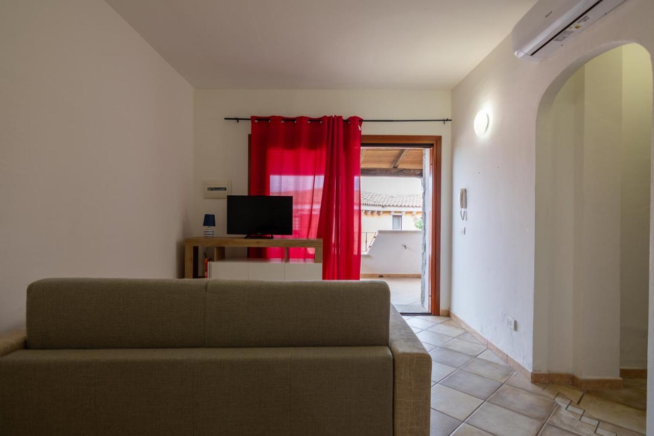 Aparthotel Residenze Il Girasole Golfo Aranci Esterno foto