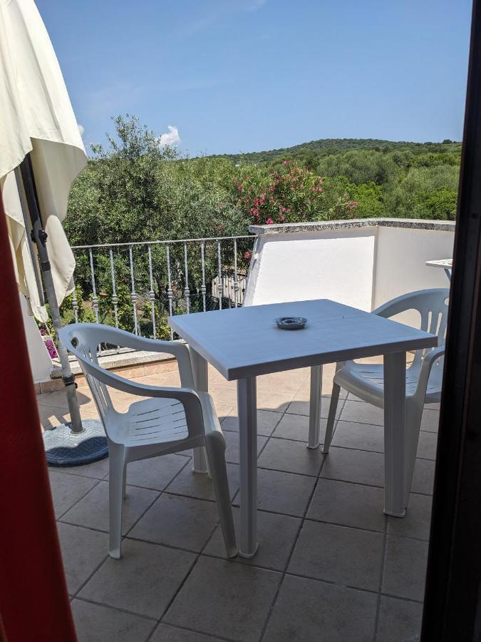 Aparthotel Residenze Il Girasole Golfo Aranci Esterno foto