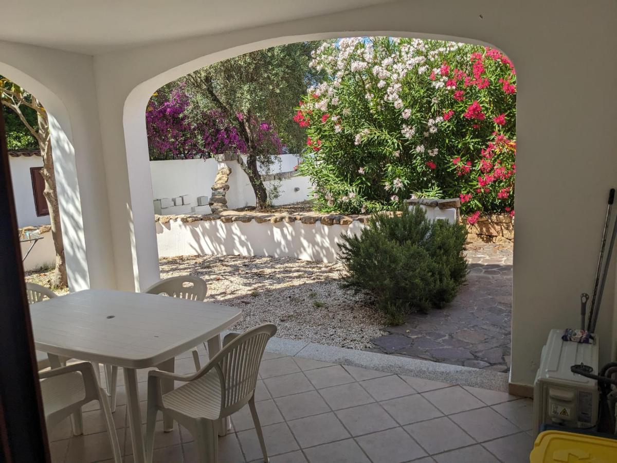 Aparthotel Residenze Il Girasole Golfo Aranci Esterno foto