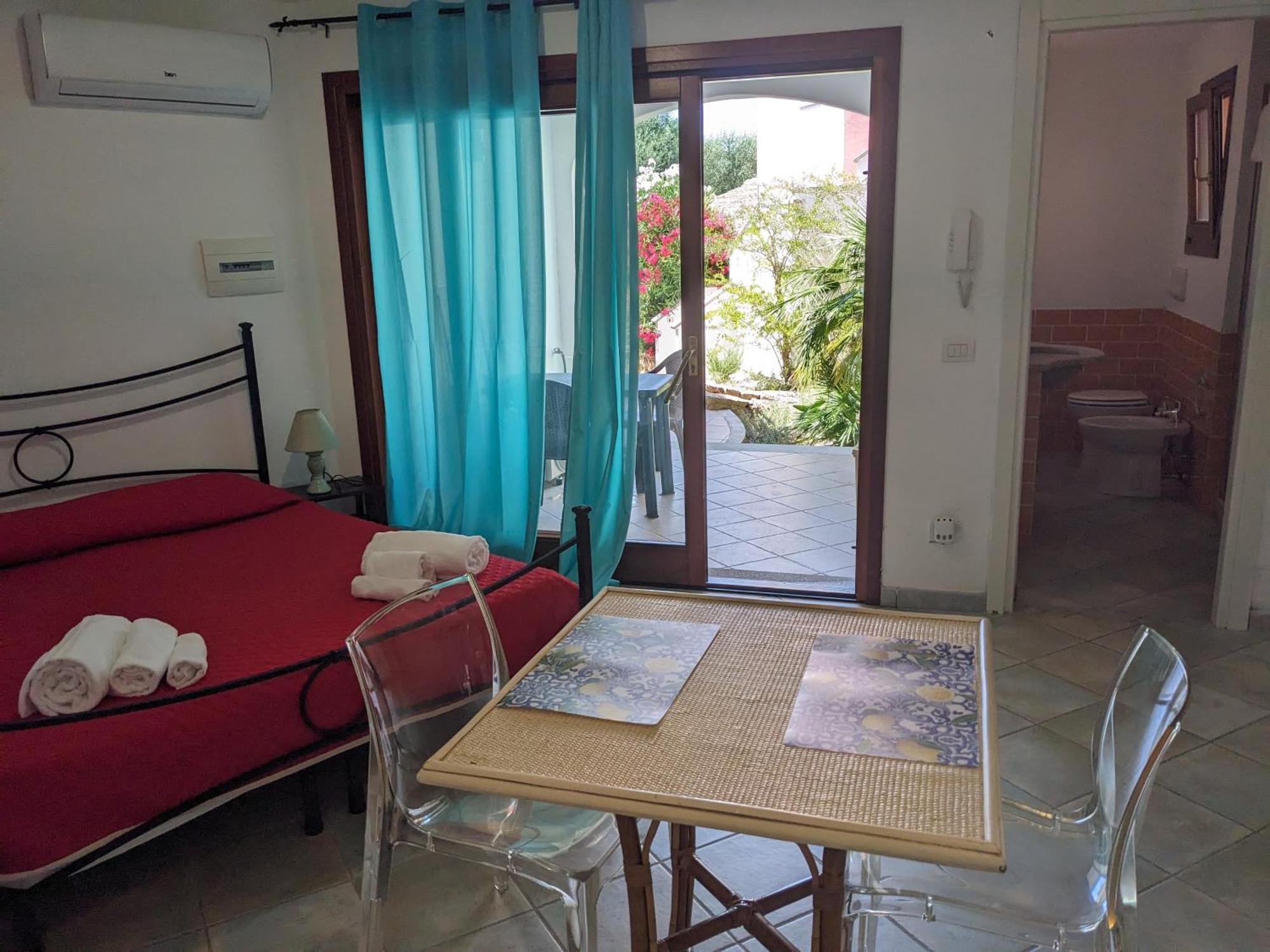 Aparthotel Residenze Il Girasole Golfo Aranci Esterno foto