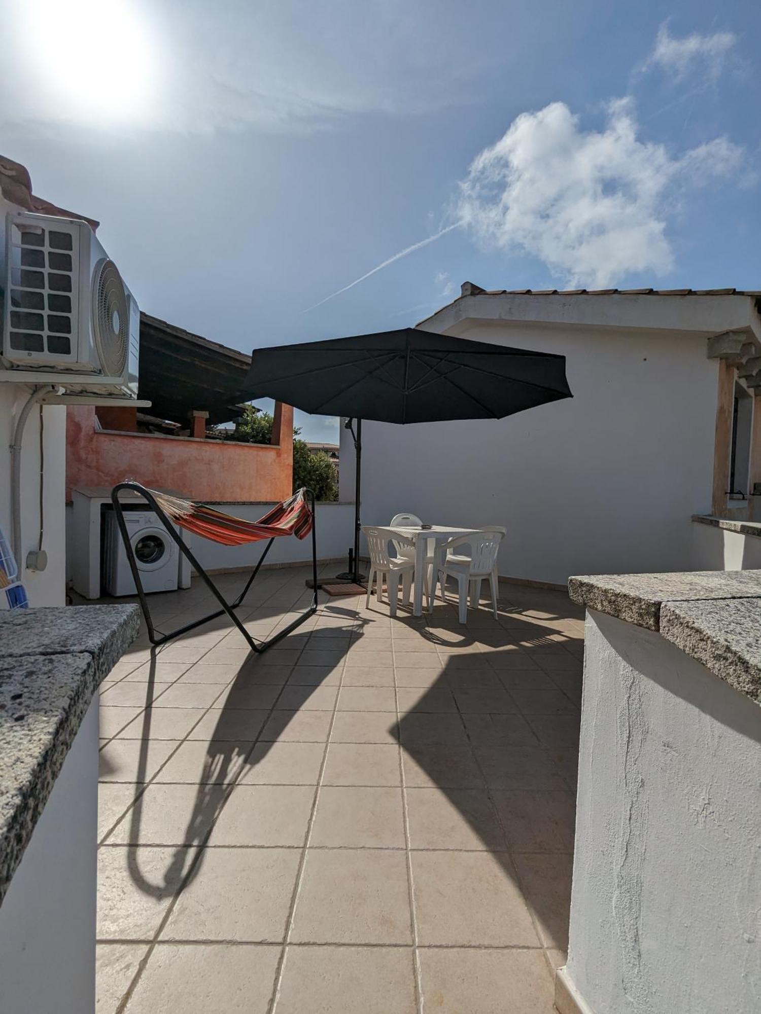 Aparthotel Residenze Il Girasole Golfo Aranci Esterno foto